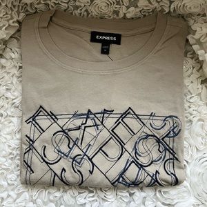 BNWT! Express top tan with logo blue 🧵!